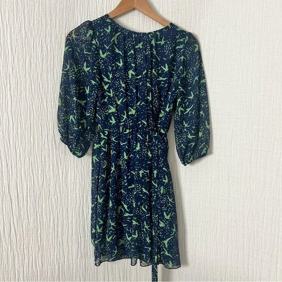 Sweet Storm Blue dove print mini dress belted 3/4 sleeve size M bird print - Picture 2 of 7